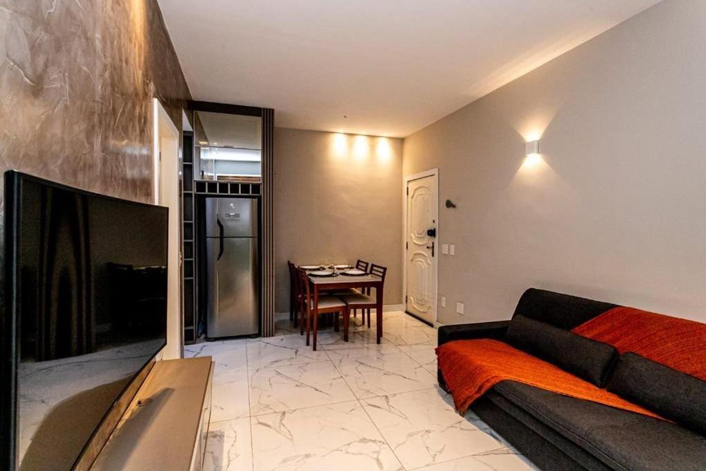 Moderno Na Quadra Da De Copacabana Apartamento