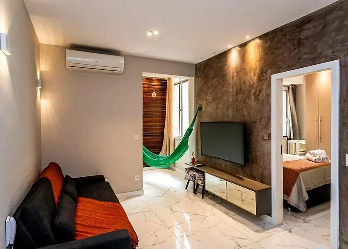 Apartamento Moderno Na Quadra Da Praia De Copacabana